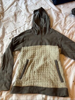 Columbia Grey Quilted Pullover Hoodie